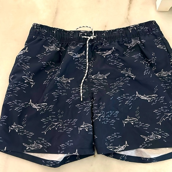 Lot of three men’s swim trunks - Picture 2 of 8
